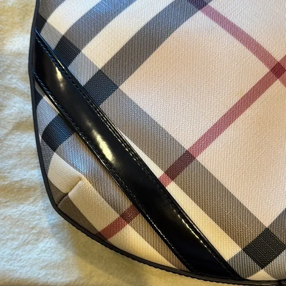 EUC Burberry Nova Shoulder Bag - Picture 11 of 16